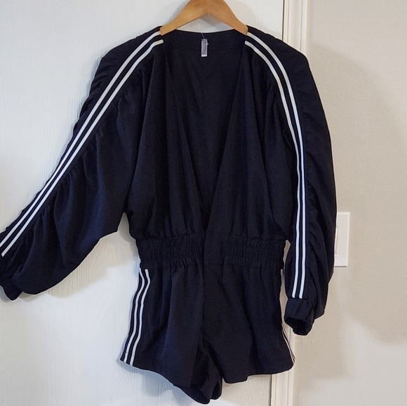 Free People Movement Rory Romper Black Tracksuit Shorts Long sleeves - Picture 4 of 11